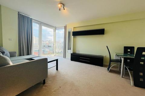 2 bedroom apartment to rent, Spectrum (Block 3), Blackfriars Road, Salford