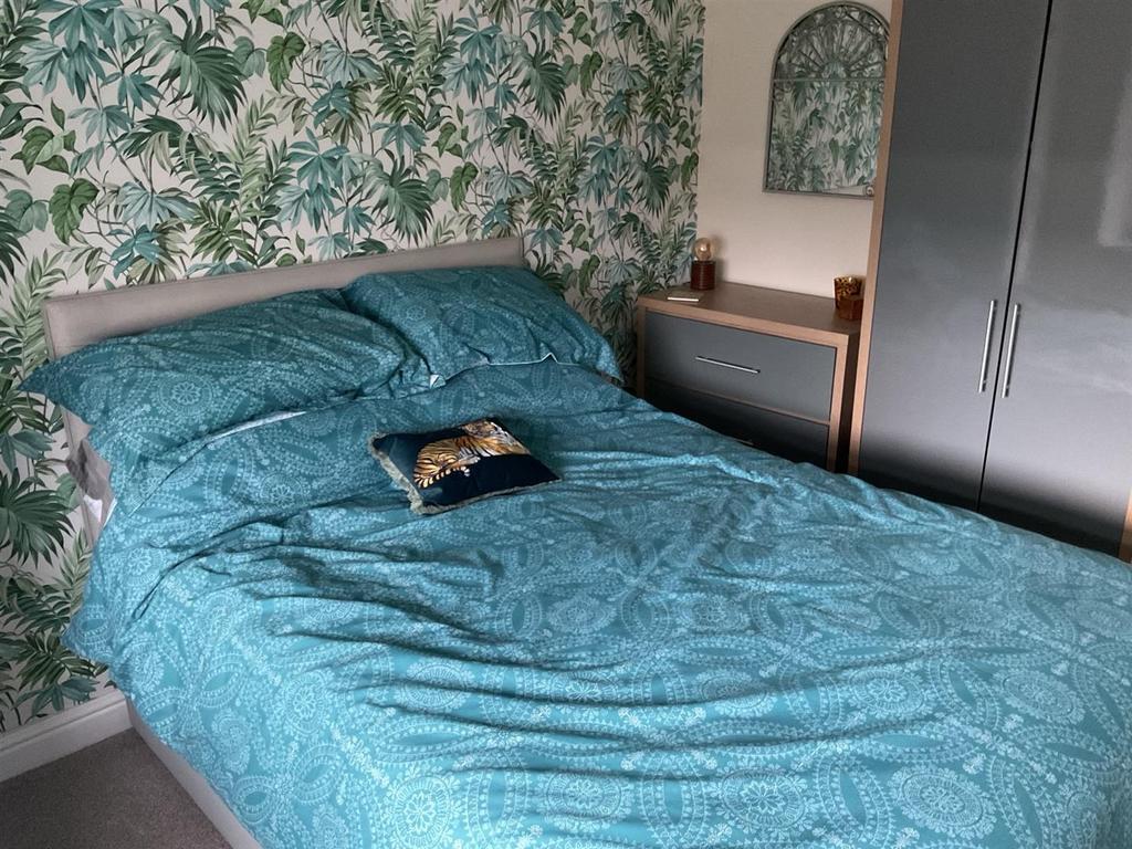 Bed 2