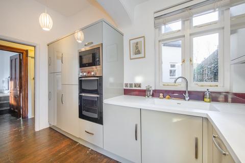 1 bedroom flat for sale, Lytton Grove, London