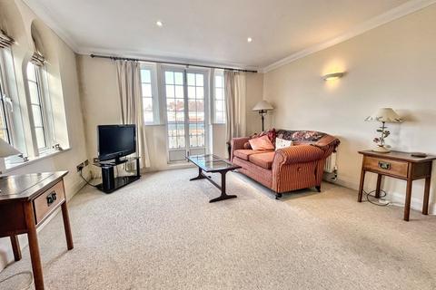 3 bedroom flat for sale, Boscombe Spa