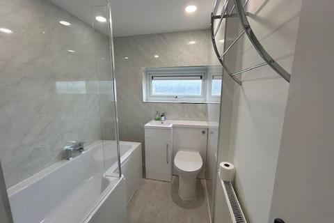 2 bedroom flat to rent, Shirley, SO15 5NB