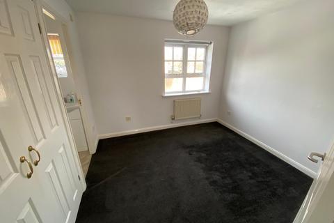41 Cotswold Drive, Wellingborough, NN8 2JB