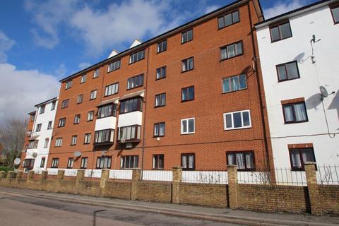 1 bedroom apartment to rent, Ashdown Court Barking