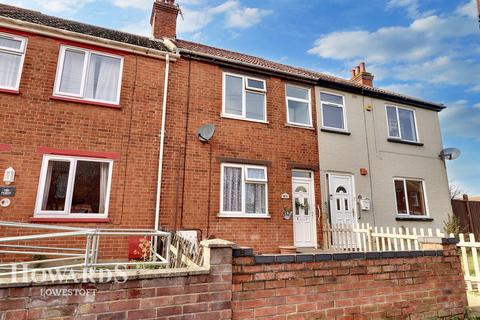 2 bedroom terraced house for sale, Somerton Avenue, Lowestoft