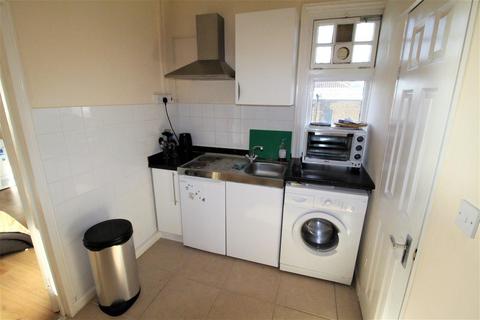 1 bedroom apartment to rent, Eastern Esplanade, Southend-on-Sea