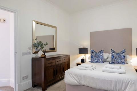 2 bedroom apartment to rent, London NW8