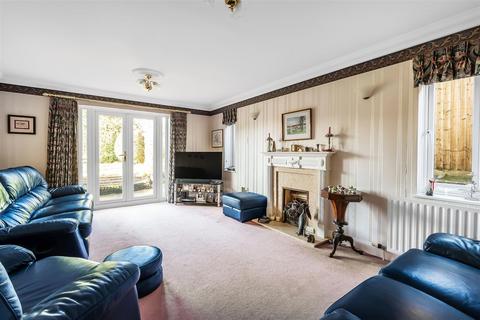 5 bedroom detached house for sale, Hookwood Corner, Limpsfield