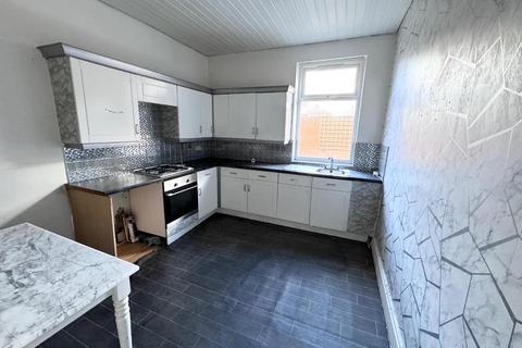 3 bedroom end of terrace house for sale, Thompson Street East, Darlington