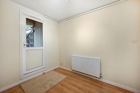 4 bedroom flat to rent, Robert Street, London NW1