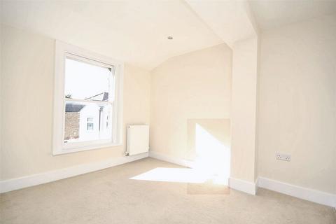 2 bedroom flat for sale, Oxford Street, Whitstable, CT5