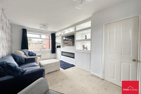 3 bedroom semi-detached house for sale, Elsinore Avenue, Irlam, M44