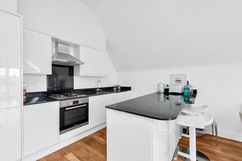 2 bedroom apartment for sale, Upper Shirley Road, Croydon