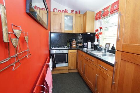 1 bedroom terraced house for sale, High Street, Idle, Bradford