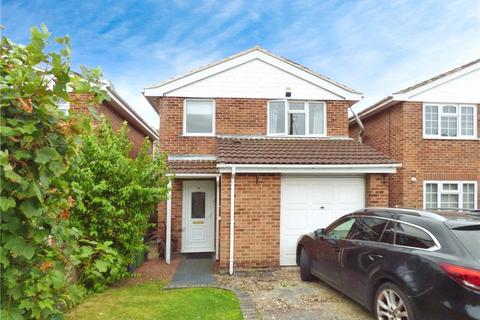 3 bedroom detached house for sale, Chichester Close, Hedge End, Southampton