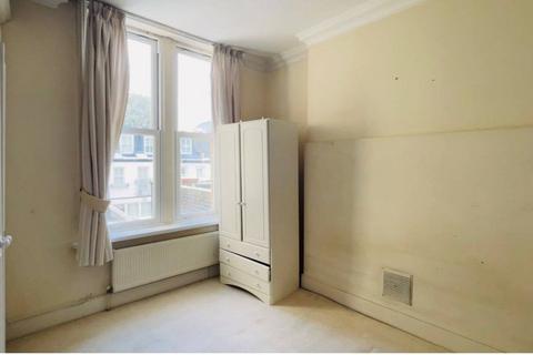 1 bedroom flat to rent, Putney High Street, Putney, London, SW15