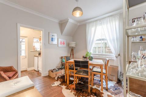 1 bedroom flat to rent, Astonville Street, Southfields, London, SW18