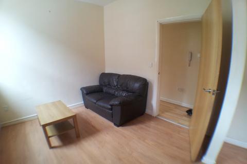 1 bedroom flat to rent, Wilmslow Road, Manchester M20