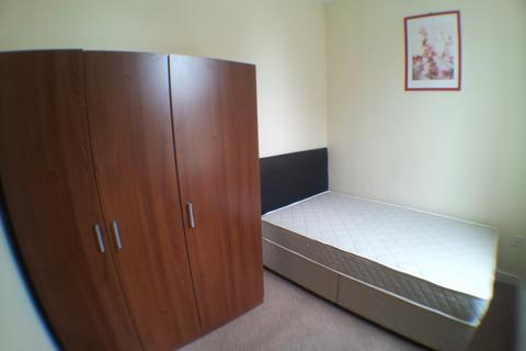 1 bedroom flat to rent, Wilmslow Road, Manchester M20