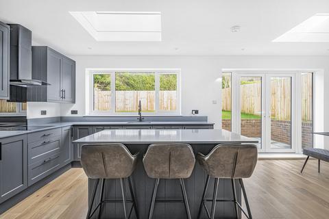 4 bedroom semi-detached house for sale, Meadow Close, Rottingdean, Brighton, East Sussex, BN2