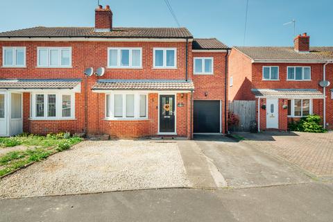 53 Beech Avenue, Drakes Broughton, Pershore, WR10 2BJ