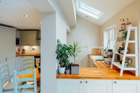 53 Beech Avenue, Drakes Broughton, Pershore, WR10 2BJ