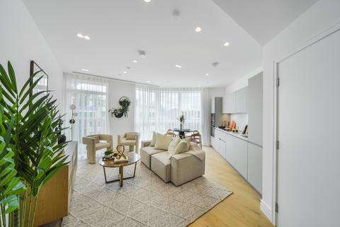 1 bedroom apartment for sale, Chiswick Green, W4