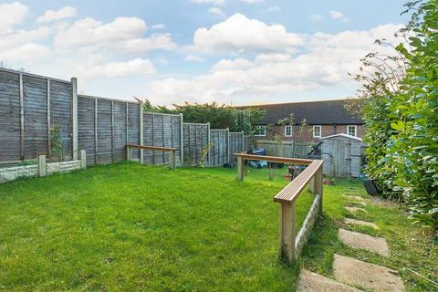 2 bedroom semi-detached house for sale, Hemel Hempstead,  Hertfordshire,  HP2