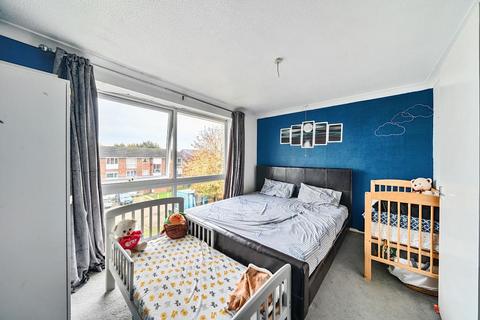 141 Burns Drive, Hemel Hempstead, HP2 7NR
