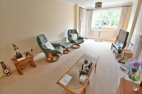 2 bedroom flat for sale, Whincroft Close, Ferndown, BH22