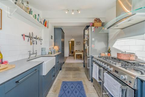 27 Strickland Street, London, SE8 4JB