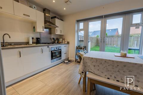 9 Chaplin Drive, Thorpe-le-soken, Clacton-on-sea, CO16 0EY
