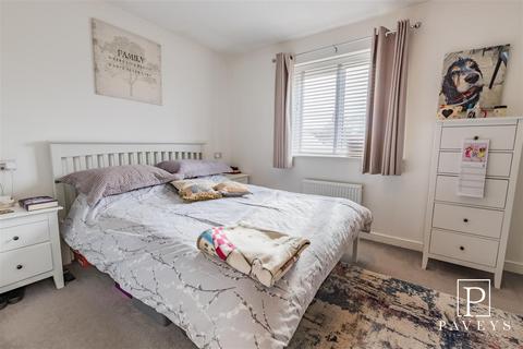 9 Chaplin Drive, Thorpe-le-soken, Clacton-on-sea, CO16 0EY