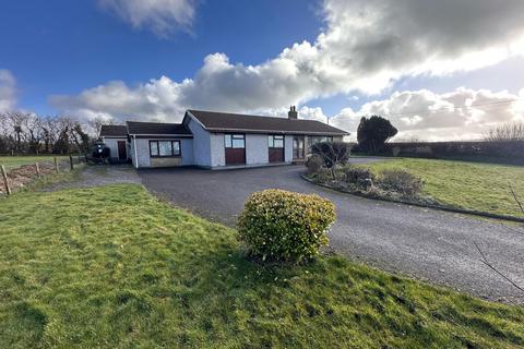 4 bedroom detached bungalow for sale, Glynarthen, Llandysul, SA44