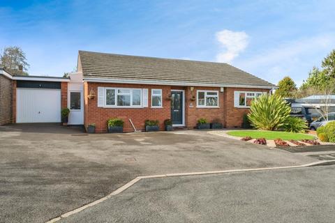 18 Gaialands Crescent, Lichfield, WS13 7LU