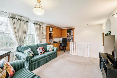 4 bedroom end of terrace house for sale, Pudding Lane, Chigwell