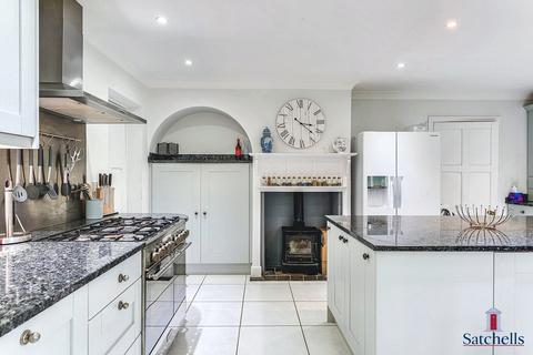 99 Baldock Road, Letchworth Garden City, SG6 2EE