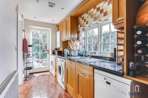 99 Baldock Road, Letchworth Garden City, SG6 2EE
