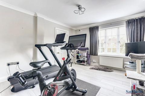 99 Baldock Road, Letchworth Garden City, SG6 2EE