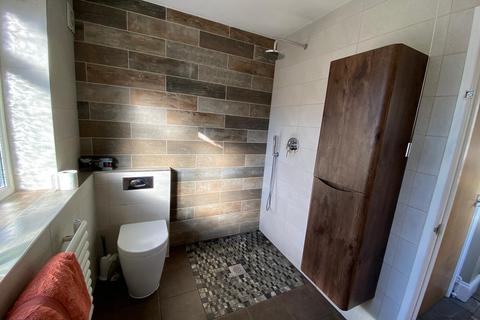 17 Leonard Street, Neath, SA11 3HW