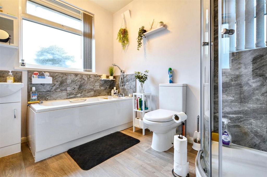 Shower Room.jpeg