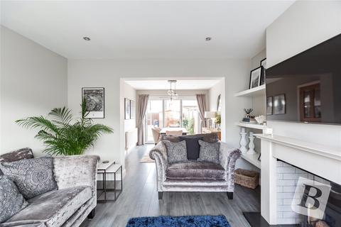14 Dury Falls Close, Hornchurch, RM11 3AX