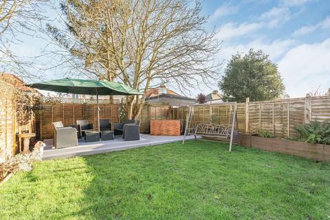 32 Edward Road, Feltham, TW14 9RF