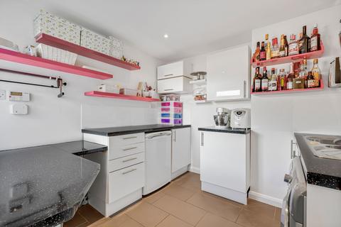 32 Edward Road, Feltham, TW14 9RF