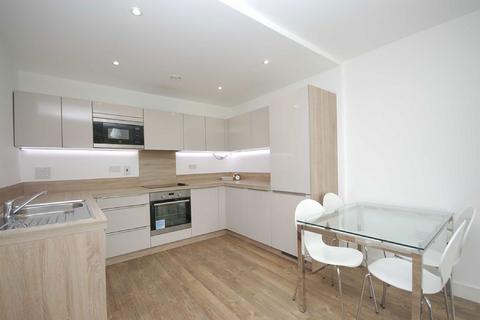 2 bedroom flat to rent, Pell Street, London SE8