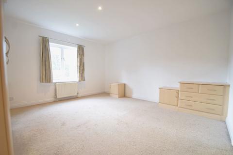 2 bedroom apartment for sale, Eton Drive, Royal Park