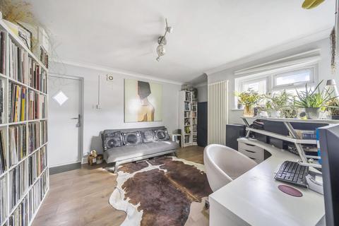 2 bedroom maisonette for sale, Engleheart Road, Catford