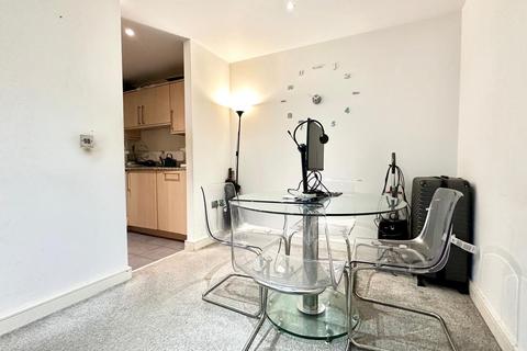 2 bedroom apartment for sale, Westgate Apartments, Royal Victoria, London E16