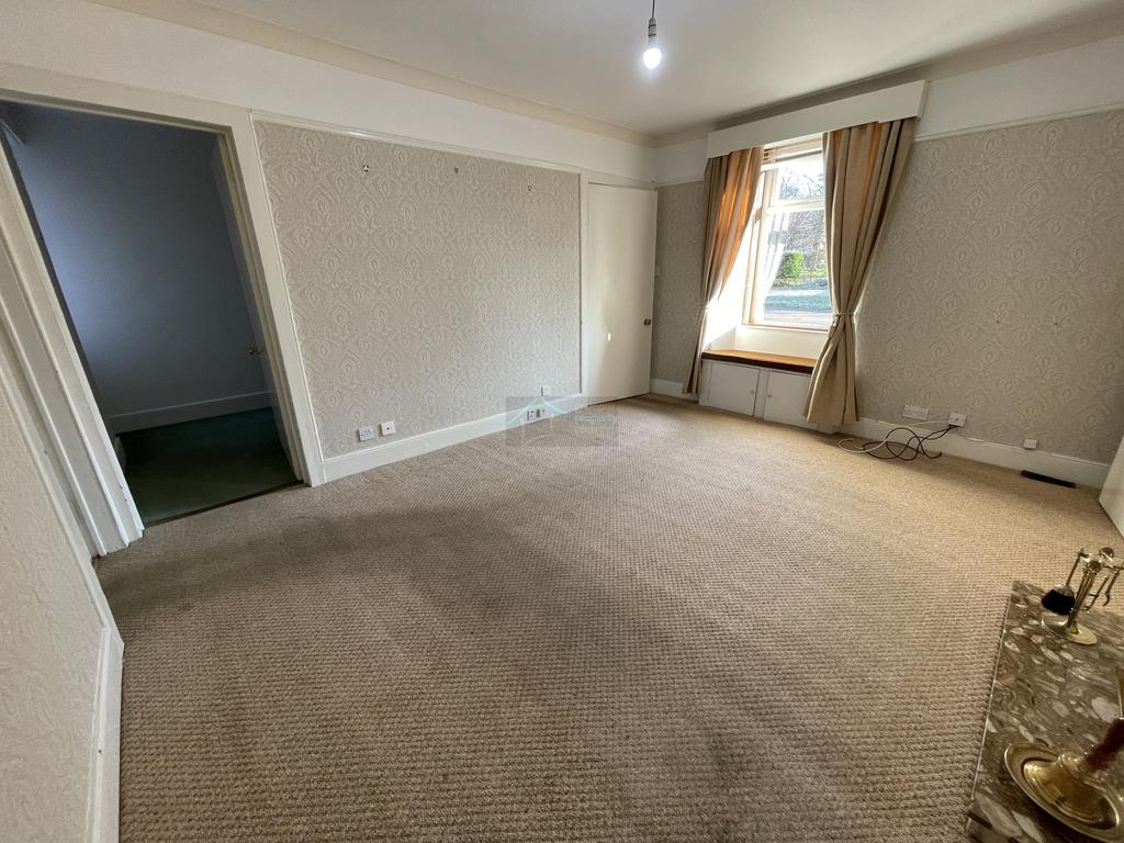 Lounge c.JPG