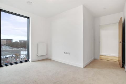 2 bedroom apartment to rent, Station Road London SE13