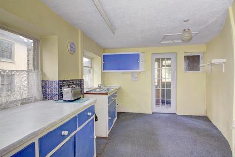 2 bedroom cottage for sale, Triangle, Malmesbury